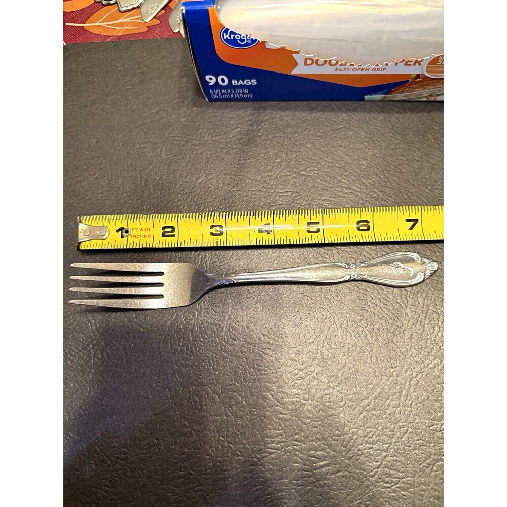 Customcraft Stainless Steel Monogrammed Dinner Fork, Glossy Silver 7 in